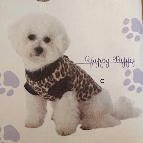 New Simplicity Pattern Dog Pajamas-Blue with Paw Prints Uncut & Factory Folded - Picture 4 of 7